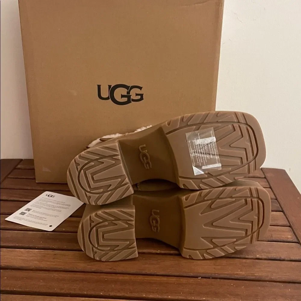 UGG Moxy Pull On Boots Chestnut USA Women Size 8/UK 6/EU 39